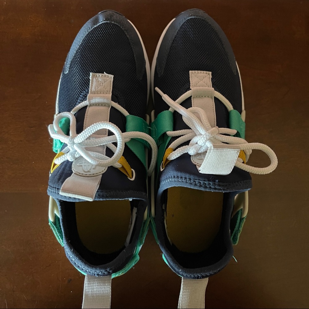 Nike Air Blue and Turquoise Sneakers - Picture 12 of 12